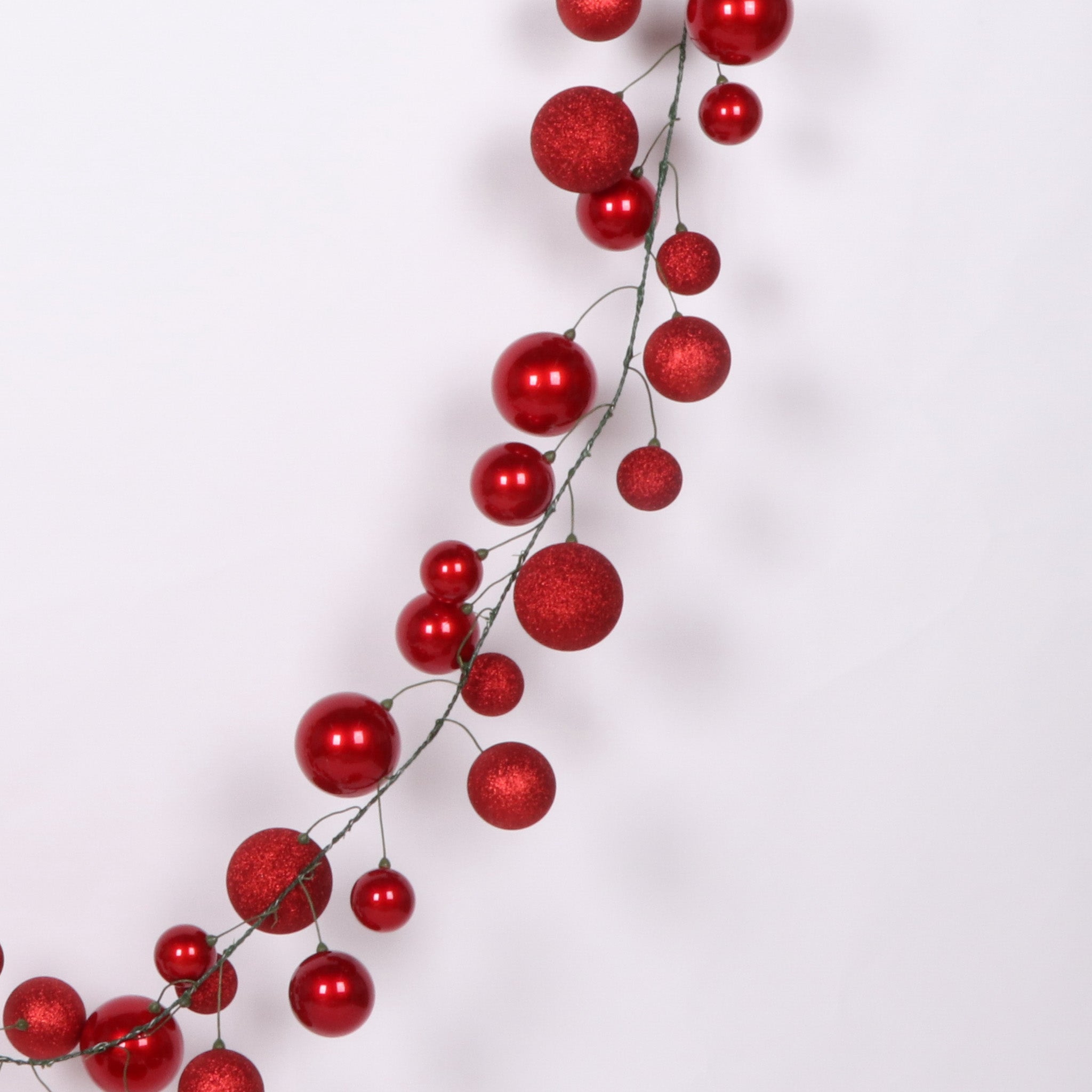 Buy red BALL GARLAND GLITTER &amp; CANDY APPLE (PREORDER)