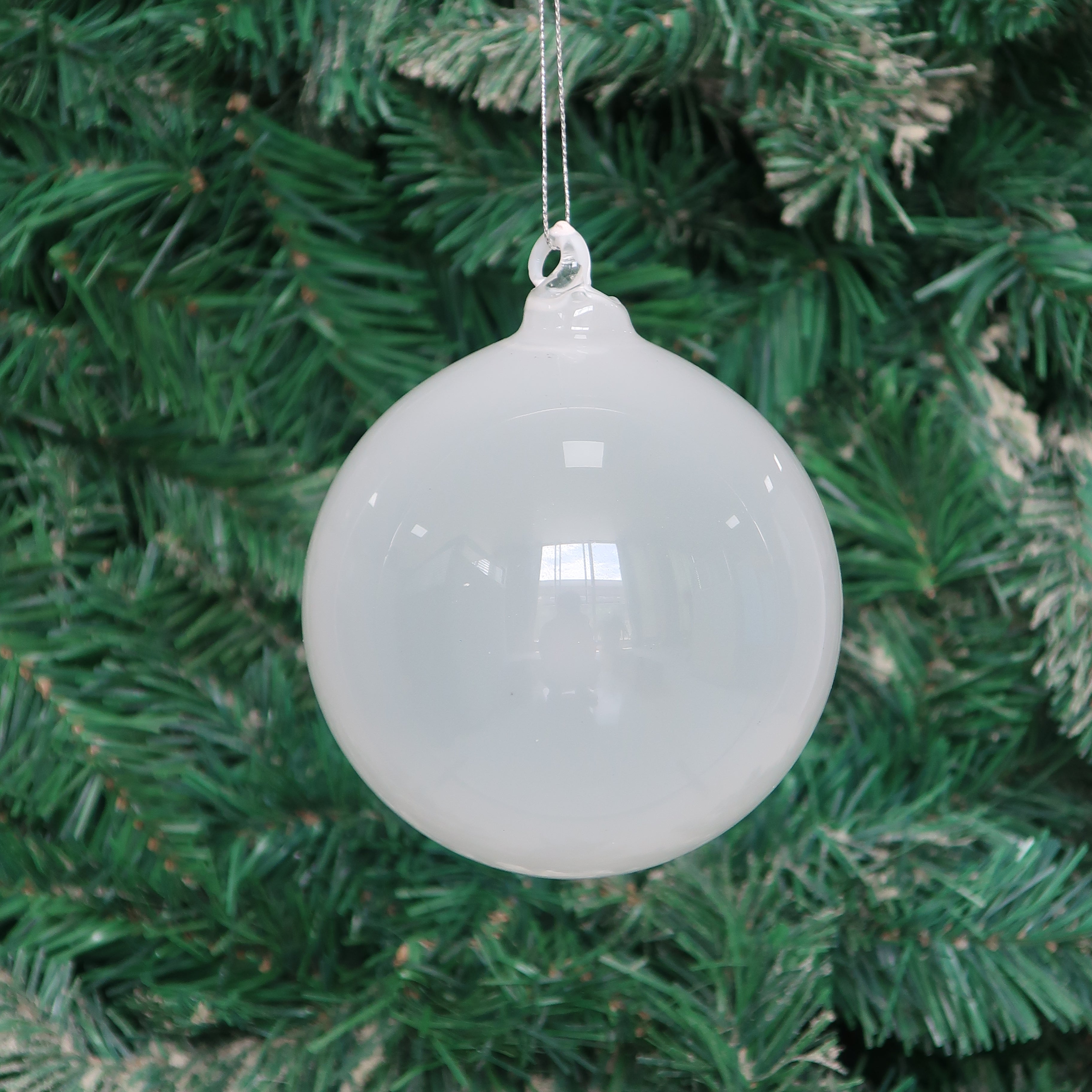 ILLUME GLASS ORNAMENT (IN STOCK)