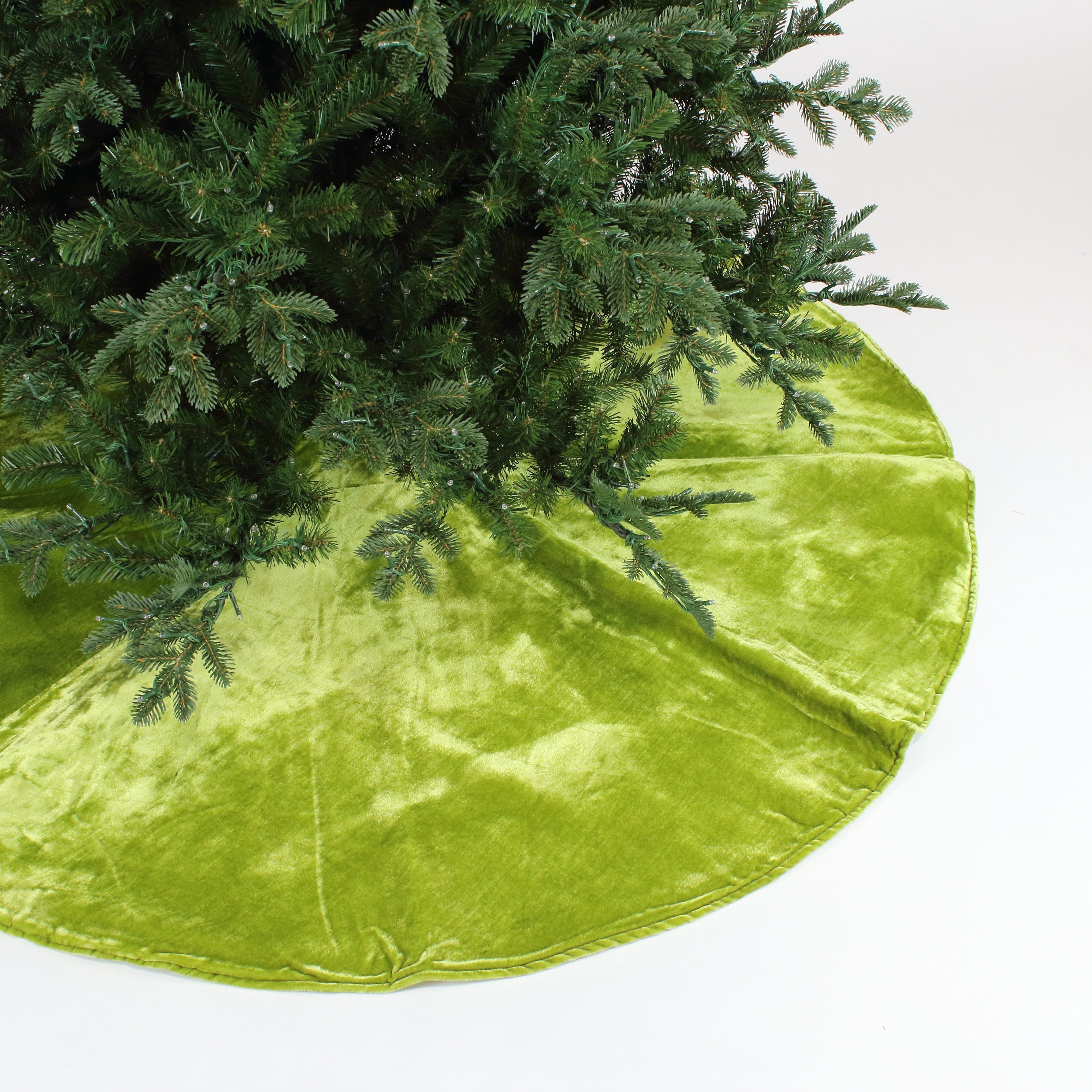 VELVET TREE SKIRT (IN STOCK)