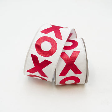 HUGS 'N KISSES (PREORDER)