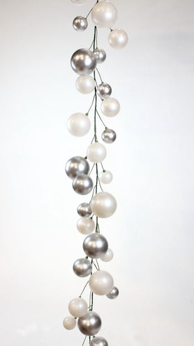 Buy silver-white BALL GARLAND CANDY APPLE (PREORDER)